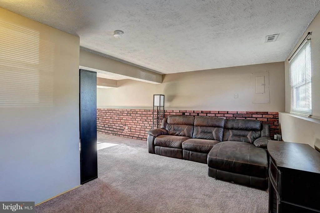 Photo of 6532 WINGFLASH LANE