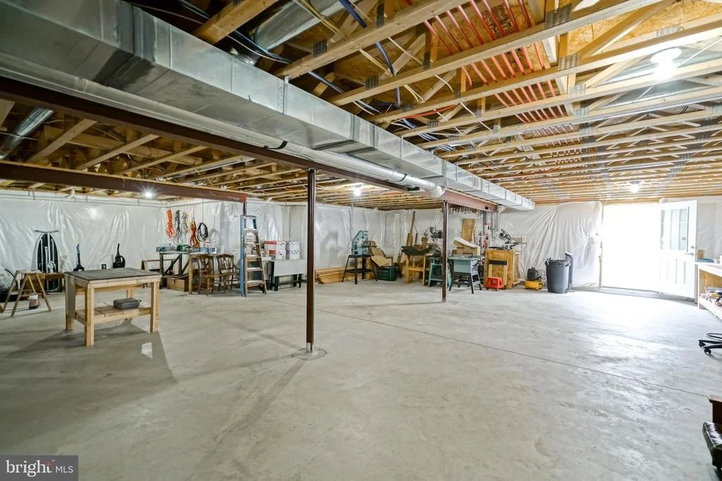 Photo of 147 W SHORE DRIVE