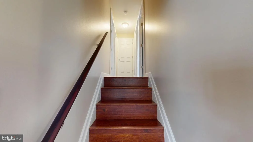 Photo of 1180 BANNISTER CIRCLE