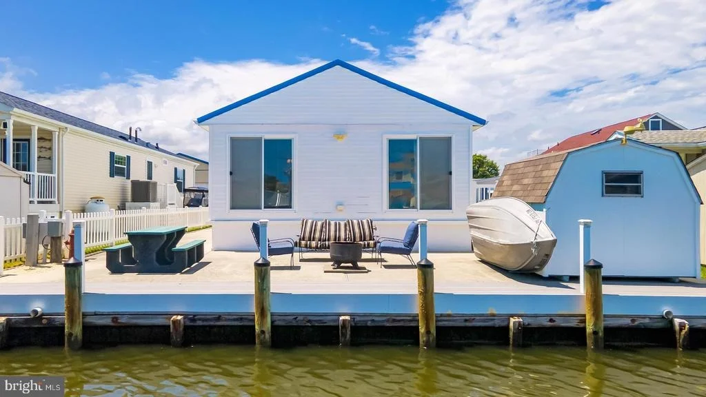 Photo of 36964 LAWS POINT ROAD