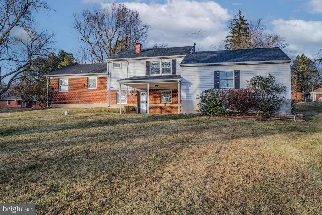 Photo of 8711 WINDSOR MILL ROAD