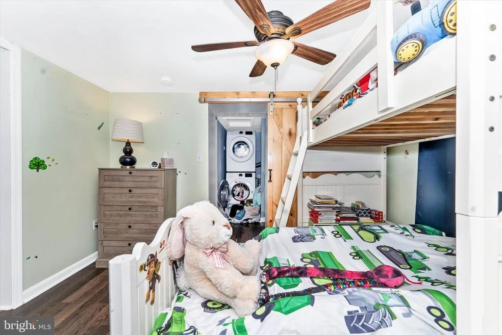 Photo of 2175 TREVANION ROAD