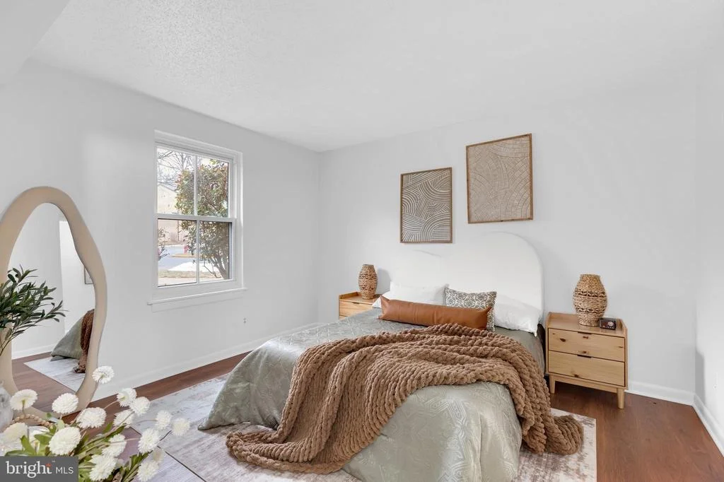 Photo of Unit 832B at 11637 STONEVIEW SQUARE