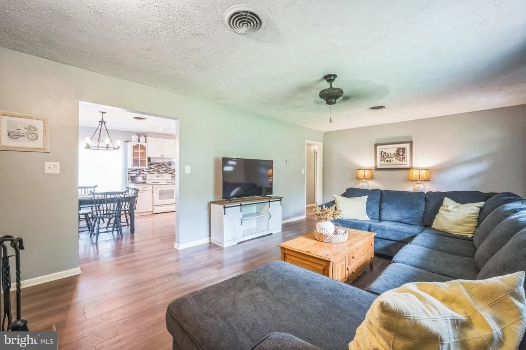Photo of 6637 MOUNT PHILLIP ROAD