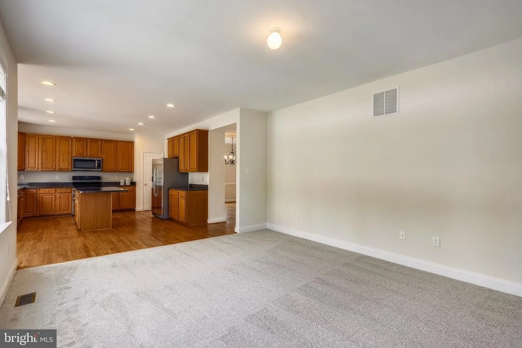 Photo of 9610 MASON LANE
