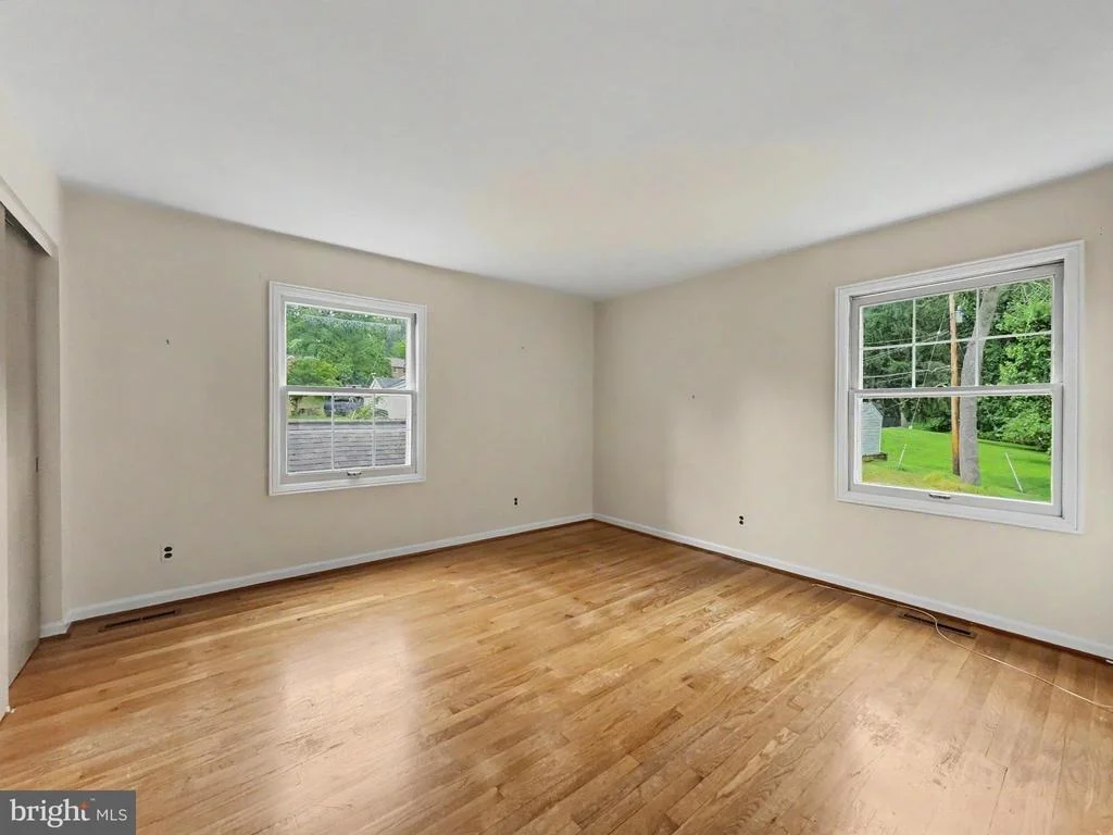 Photo of 1318 DENBY ROAD