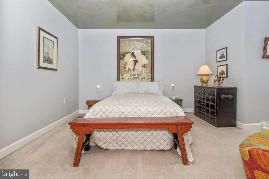 Photo of 833 DUNBROOKE COURT