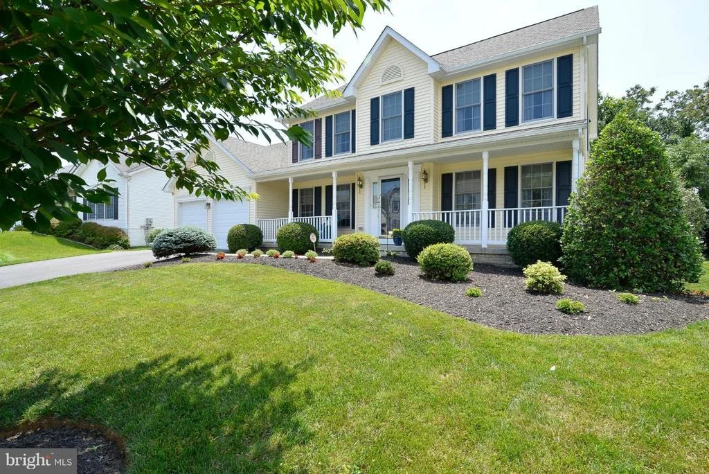 Photo of 1023 BEXHILL DRIVE