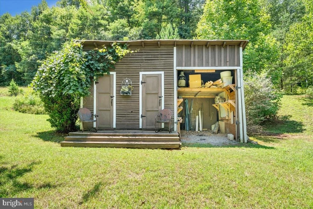 Photo of 2170 LONE IVY ROAD