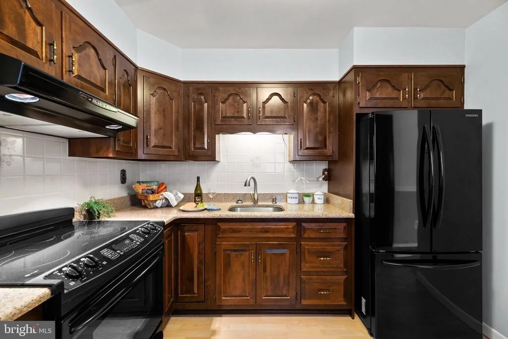 Photo of 1071 OMAR DRIVE