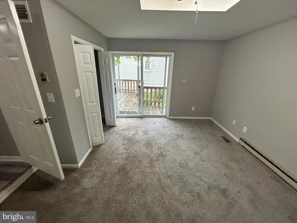 Photo of 4624 MARY AVENUE