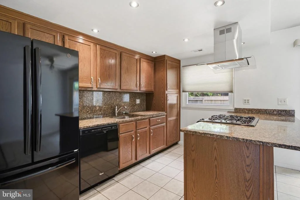 Photo of 14919 HYDRUS ROAD