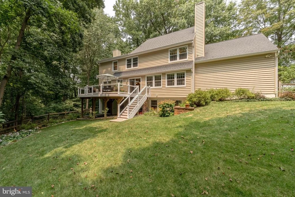 Photo of 10922 SHADOW LANE