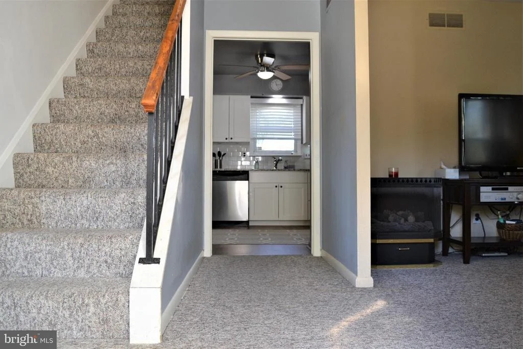 Photo of 1310 N ROLLING ROAD