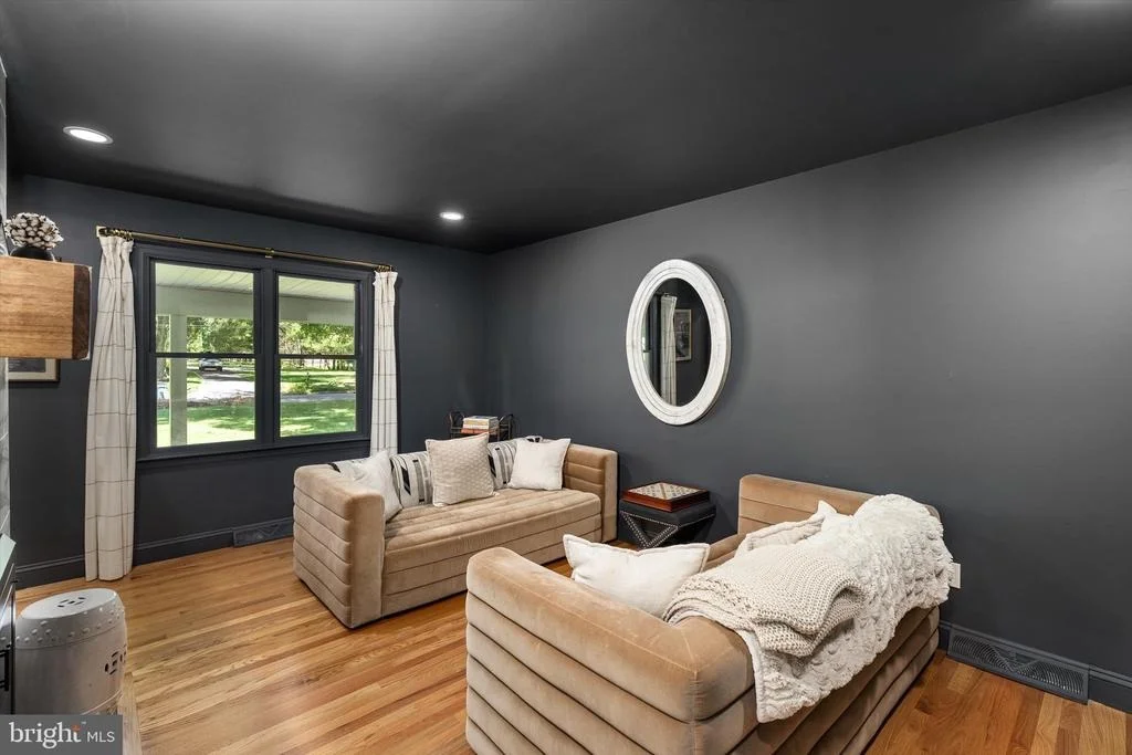 Photo of 5 SKYFIELD DRIVE
