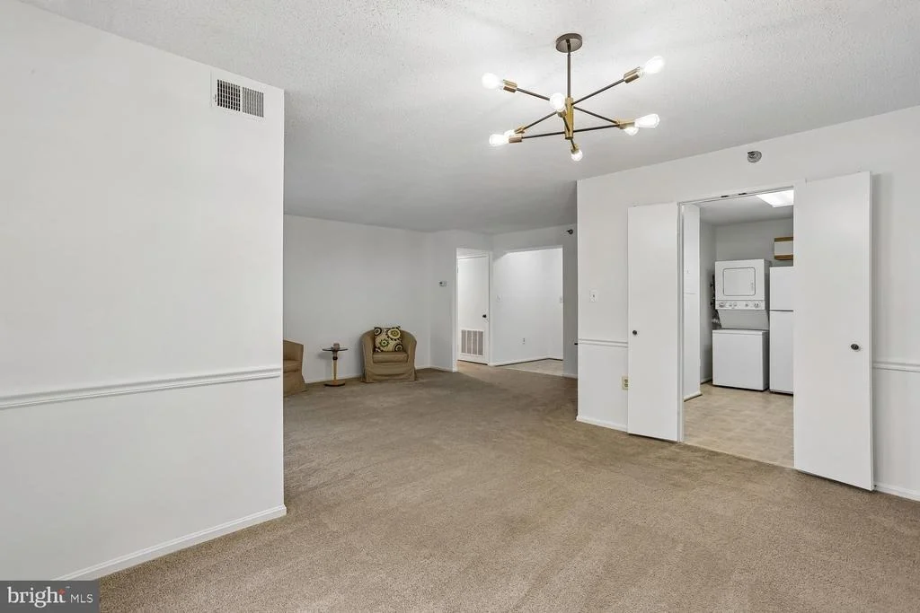 Photo of Unit 4702 at 15100 INTERLACHEN DRIVE