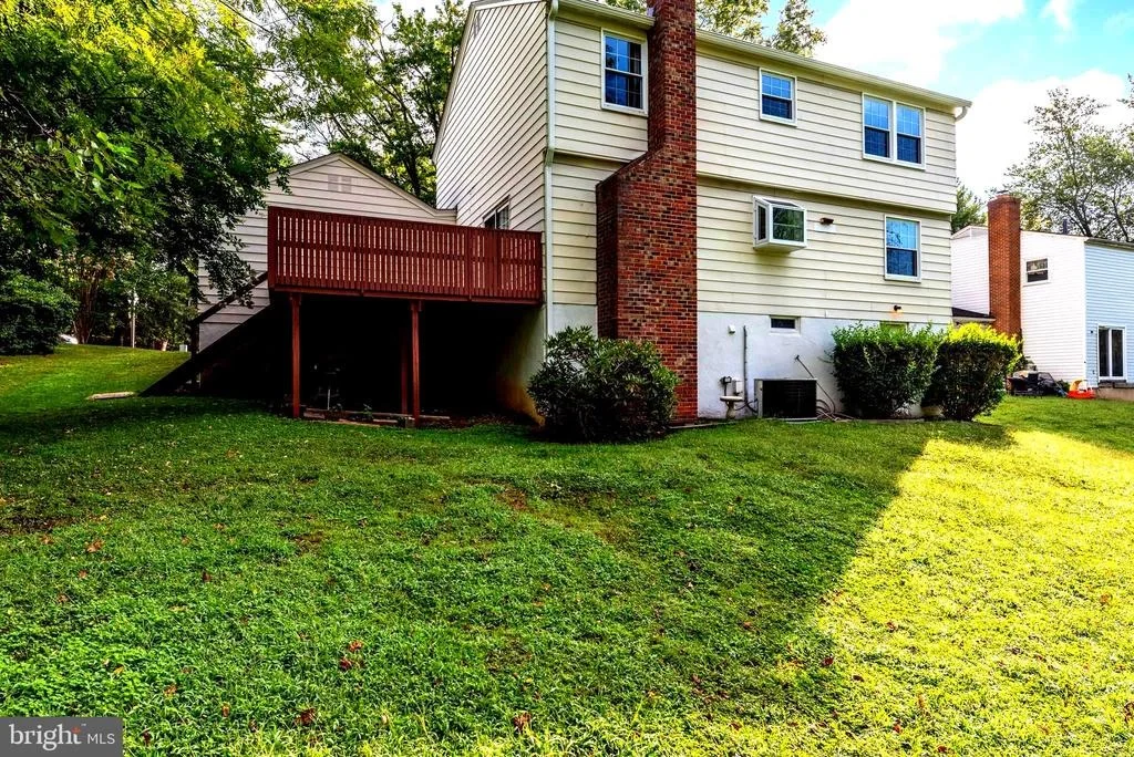 Photo of 5262 ELIOTS OAK ROAD