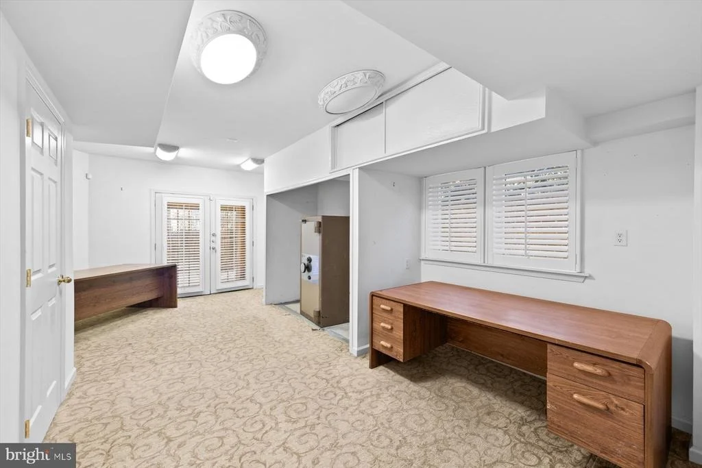 Photo of 20340 SILVER LAKE DRIVE