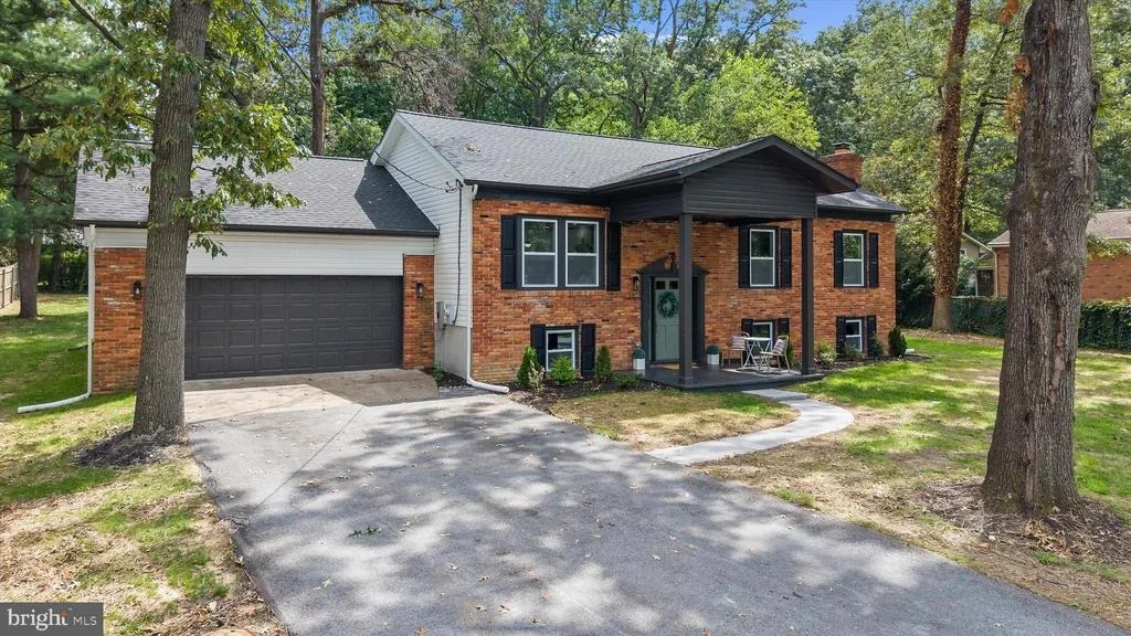 Photo of 7851 SPRUCE HILL ROAD