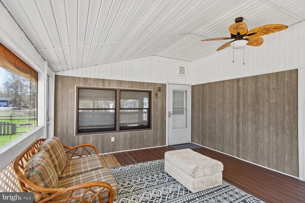 Photo of 34482 SUNSET DRIVE