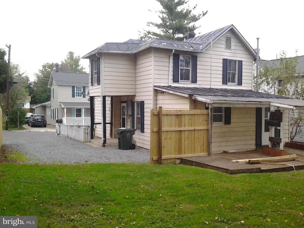 Photo of 405 COMMERCE STREET