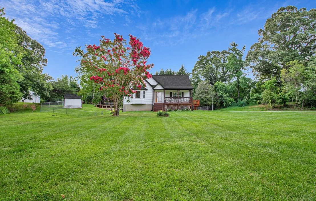 Photo of 8070 NURSERY ROAD