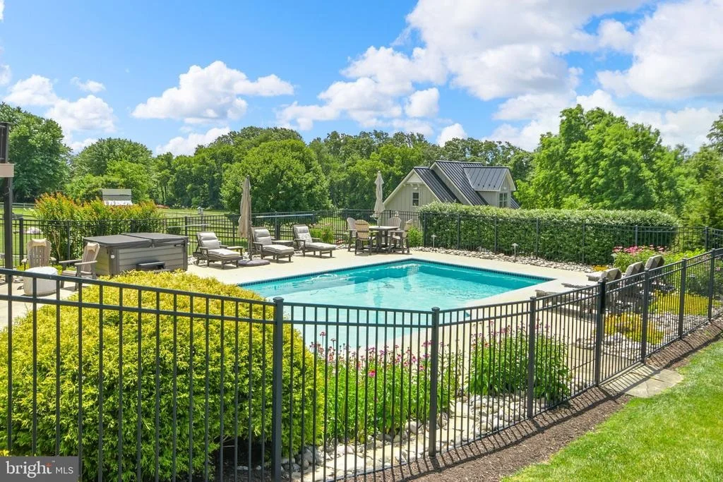 Photo of 8812 YELLOW SPRINGS ROAD