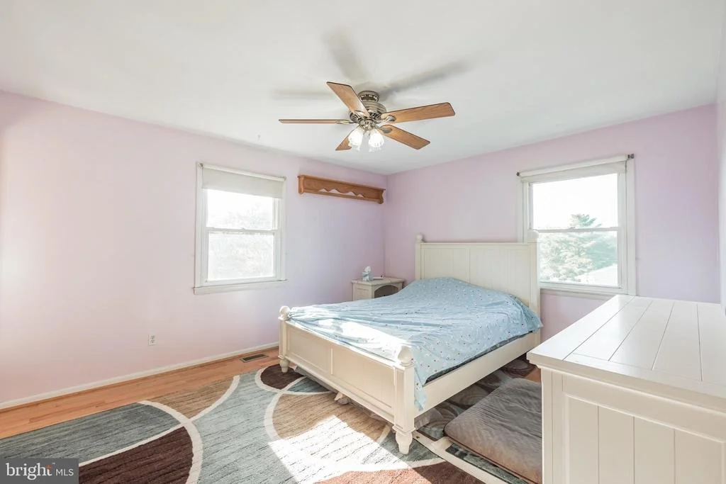 Photo of 5619 MANOR DRIVE