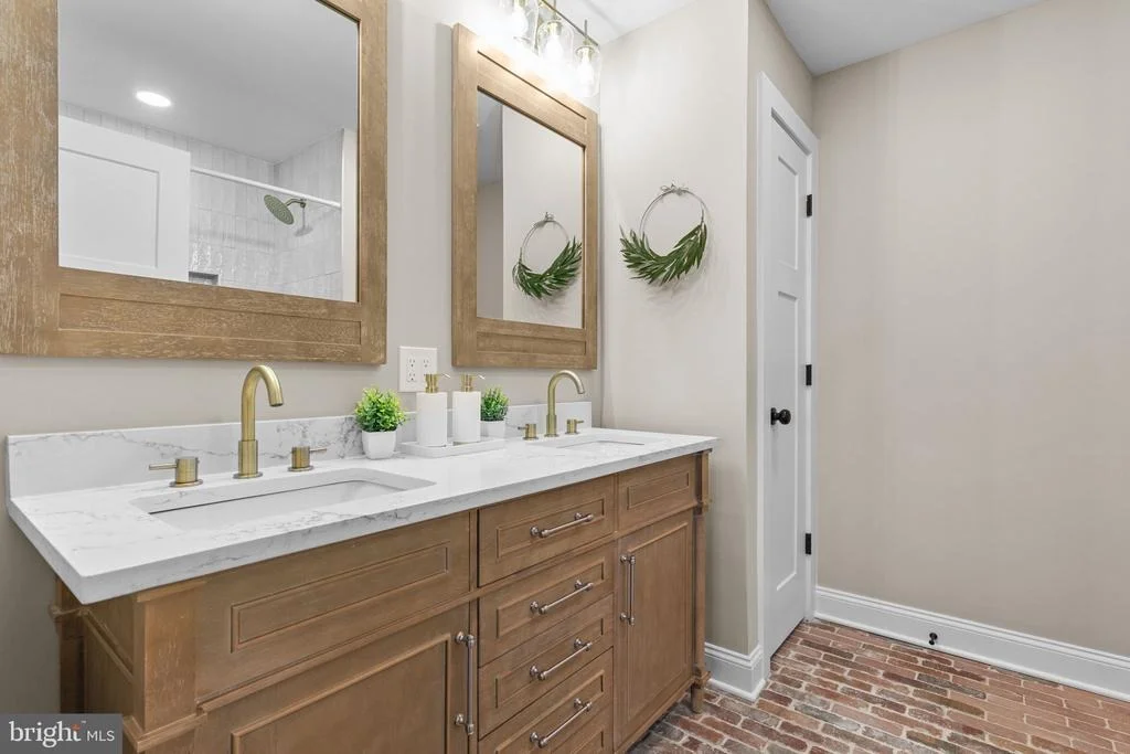 Photo of 126 PLUM STREET