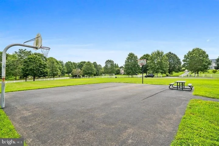 Photo of 3820 LEAFCREST COURT