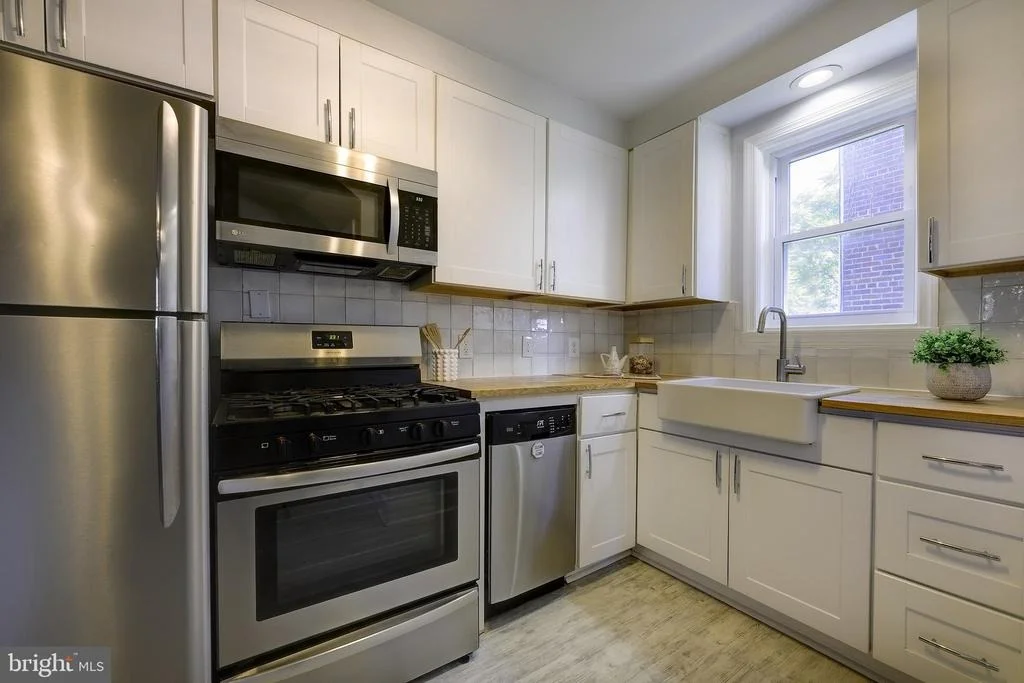 Photo of 1822 41ST PLACE SE