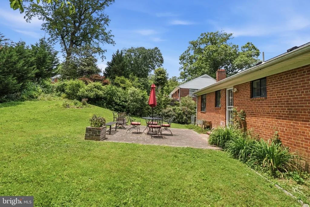 Photo of 7005 RALEIGH ROAD