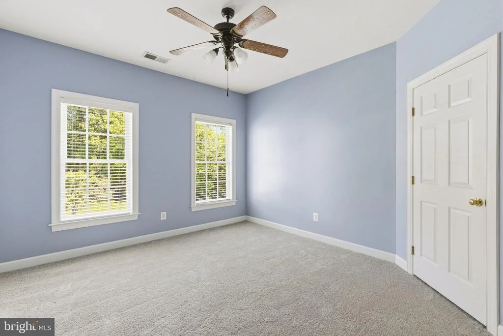 Photo of 1124 OAK TREE DRIVE