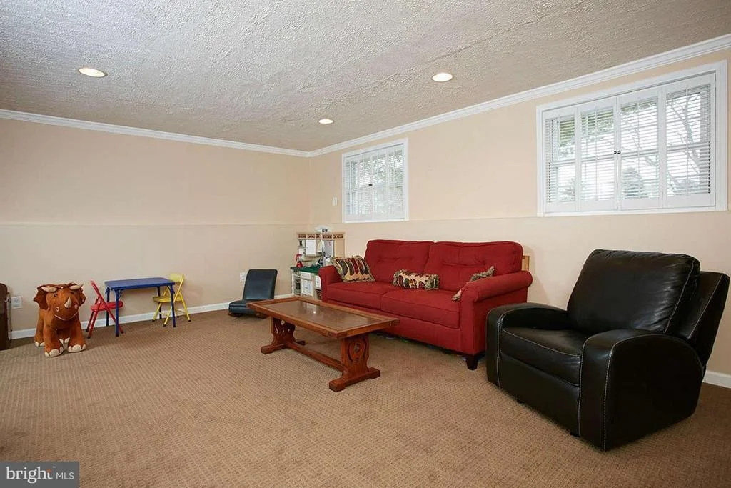 Photo of 7083 JASPER DRIVE