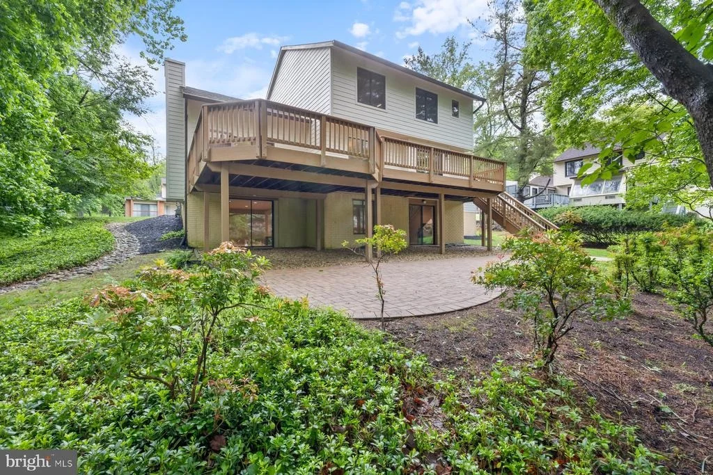 Photo of 11004 BROAD GREEN DRIVE