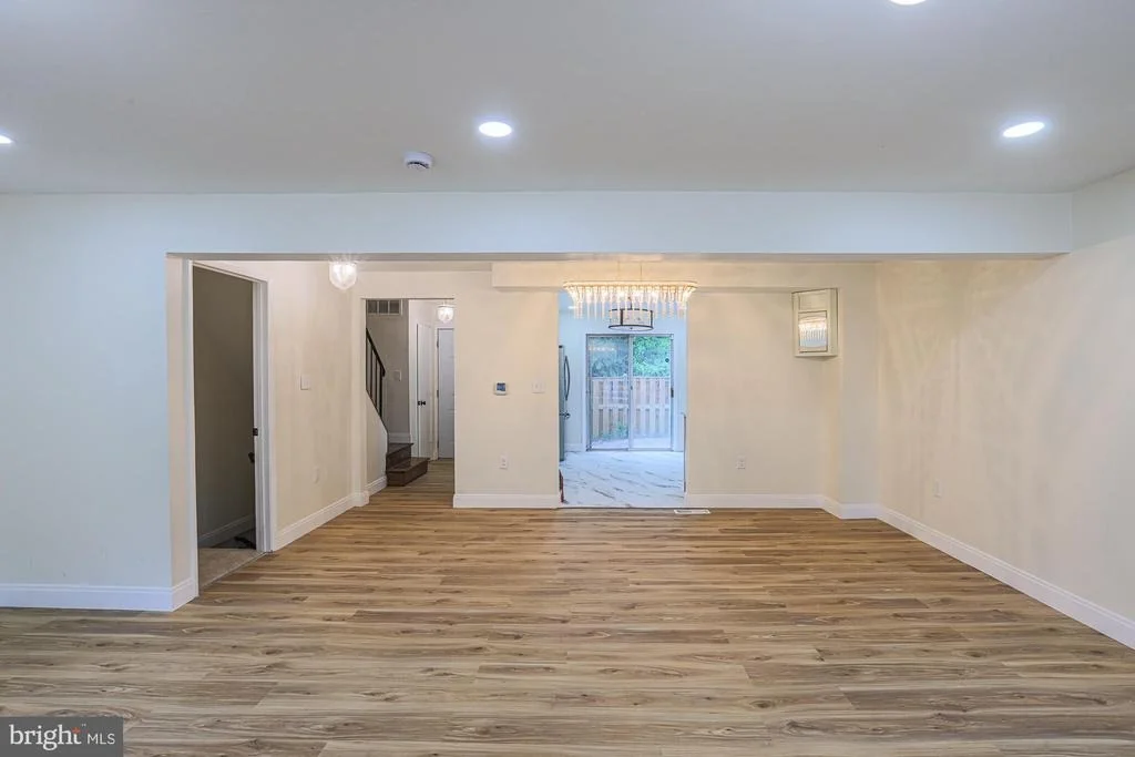 Photo of 1906 GREENHAVEN DRIVE
