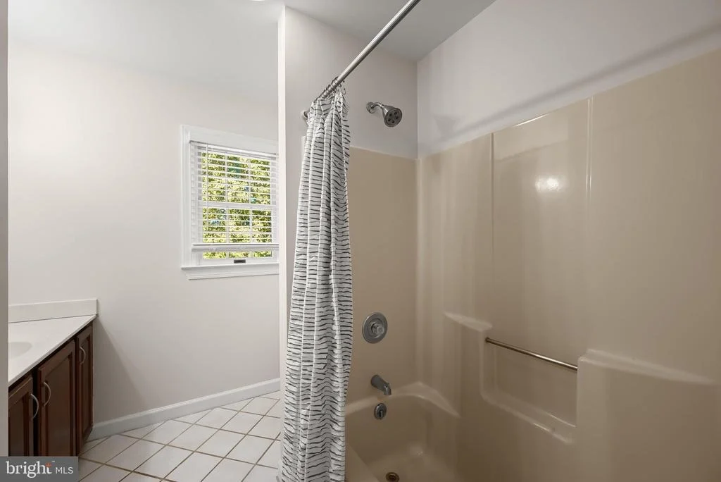 Photo of 1672 THRASHER DRIVE