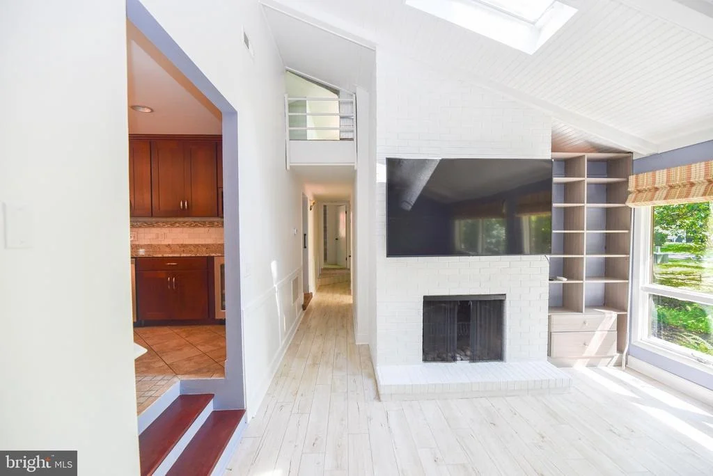 Photo of 39 N PRIMROSE LANE