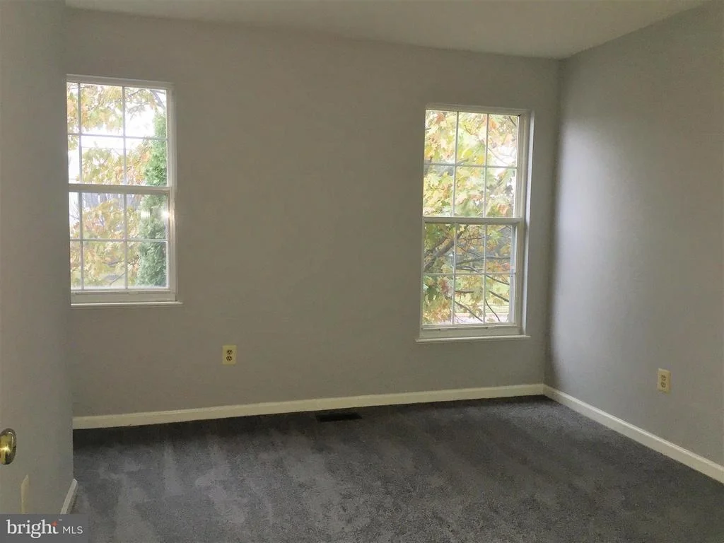 Photo of 102 IVY HILL DRIVE