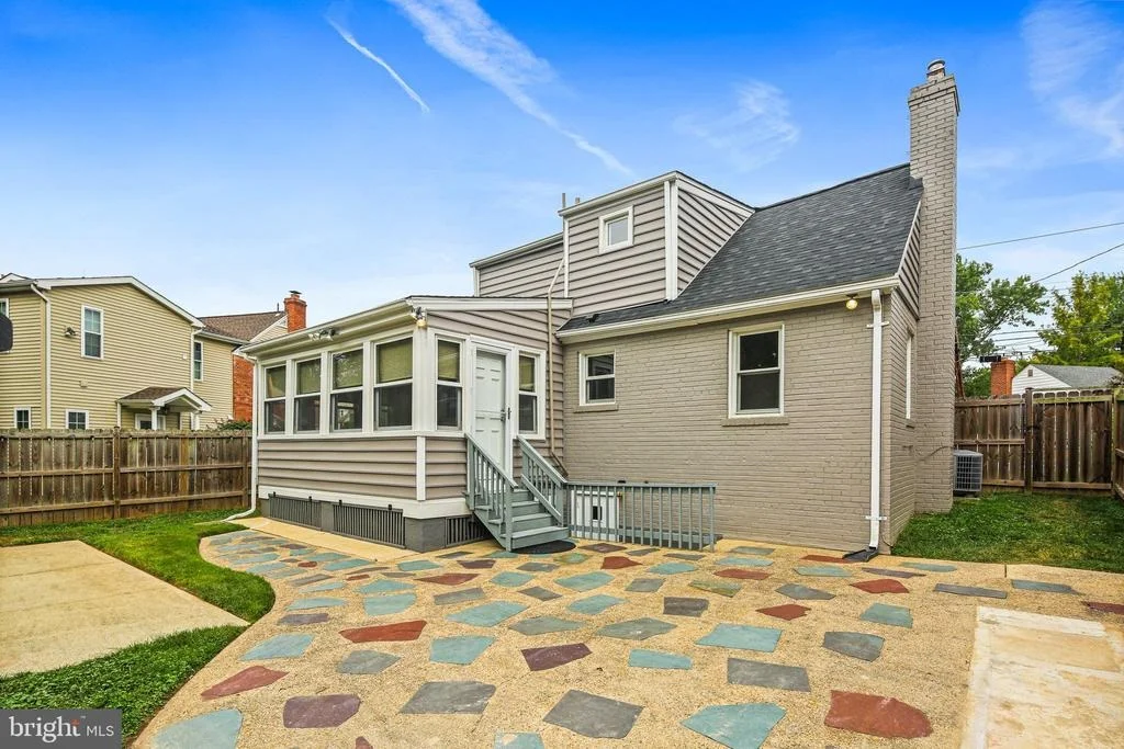 Photo of 1622 CODY DRIVE