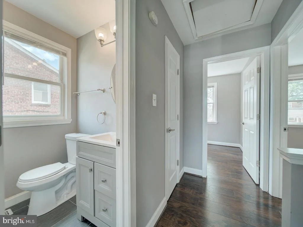 Photo of 2407 SAINT CLAIR DRIVE