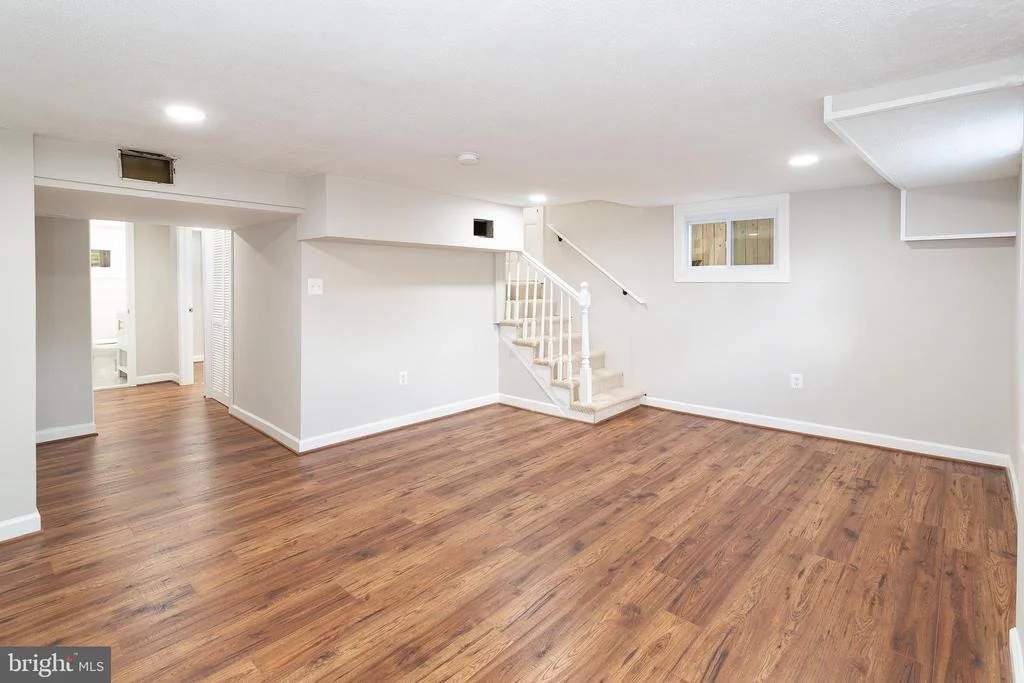 Photo of 4617 HILLSIDE ROAD SE