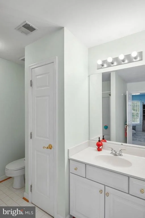 Photo of 6106 CHALLEDON CIRCLE