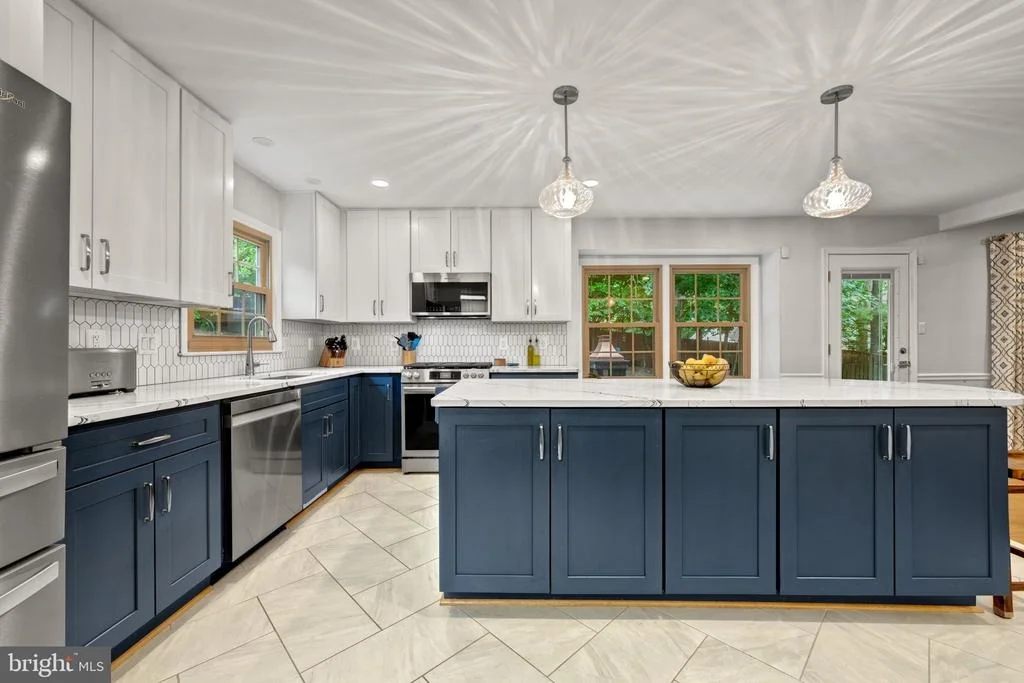 Photo of 7409 SHADY PALM DRIVE