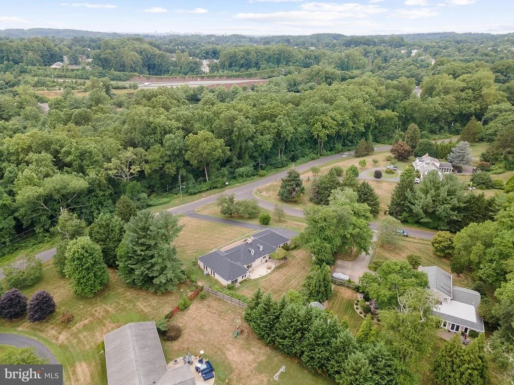 Photo of 15205 BAUGHMAN DRIVE