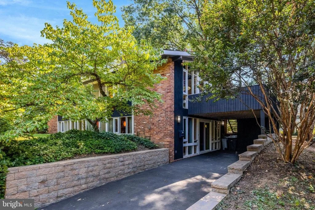 Photo of 6655 CHILTON COURT