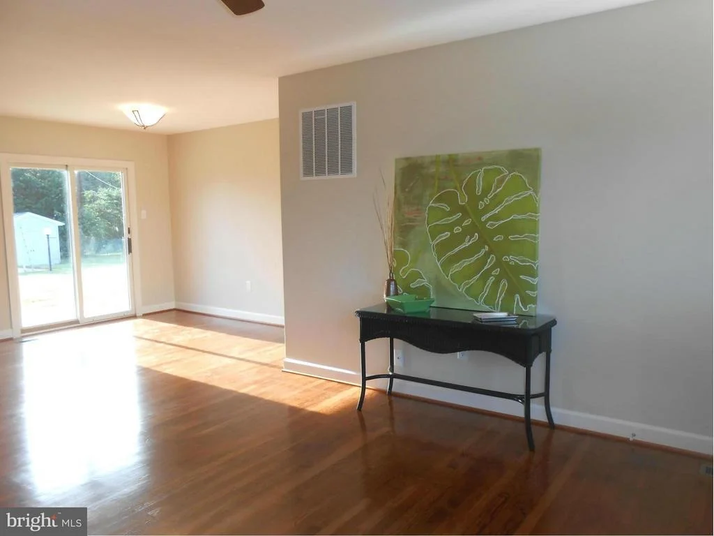 Photo of 7602 MCCLELLAN AVENUE