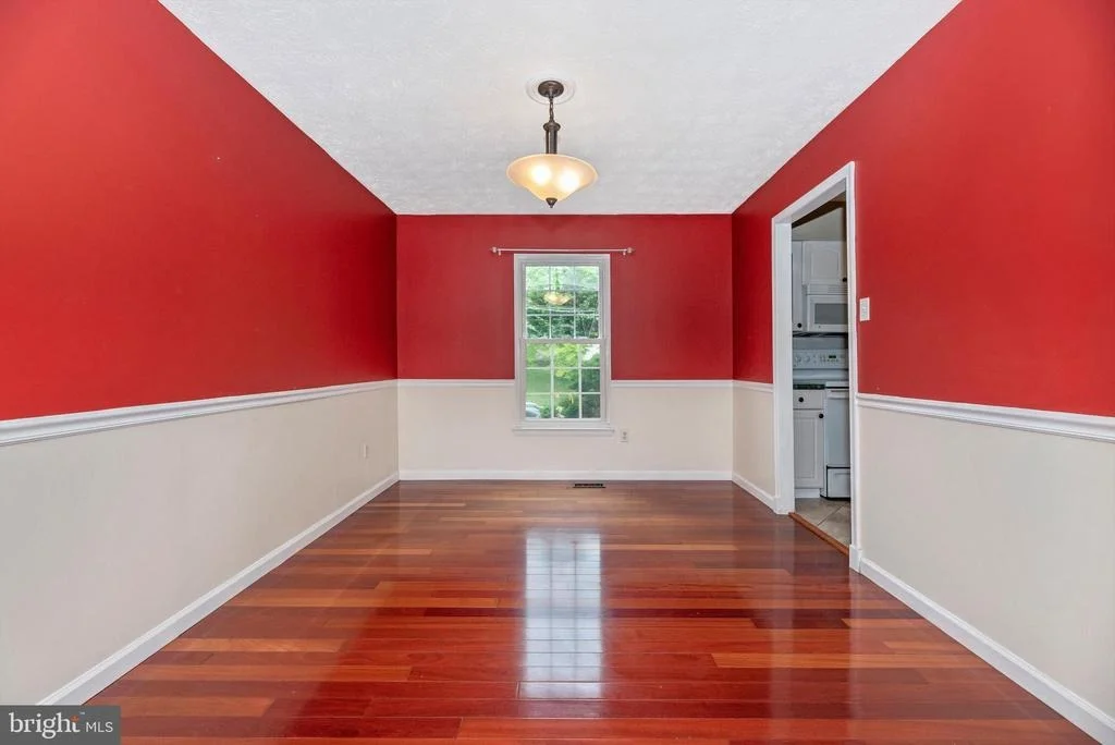 Photo of 484 HILLCREST DRIVE