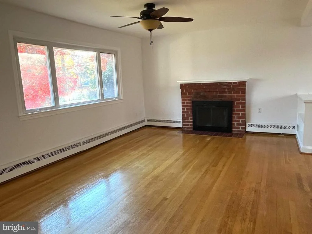 Photo of 10718 JOYCE DRIVE