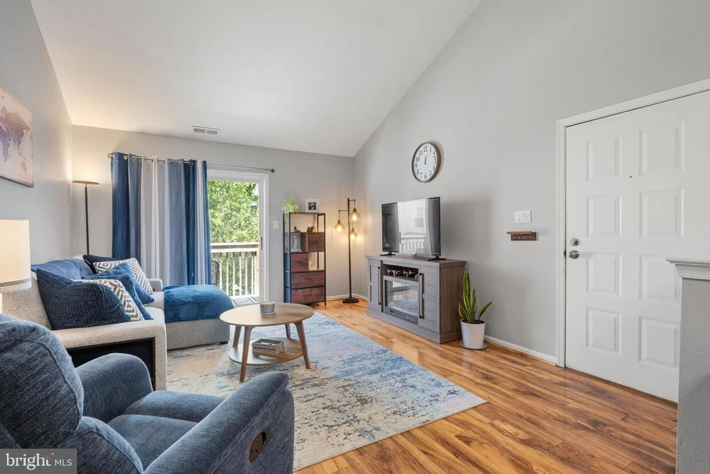 Photo of 1095 TRISTRAM CIRCLE